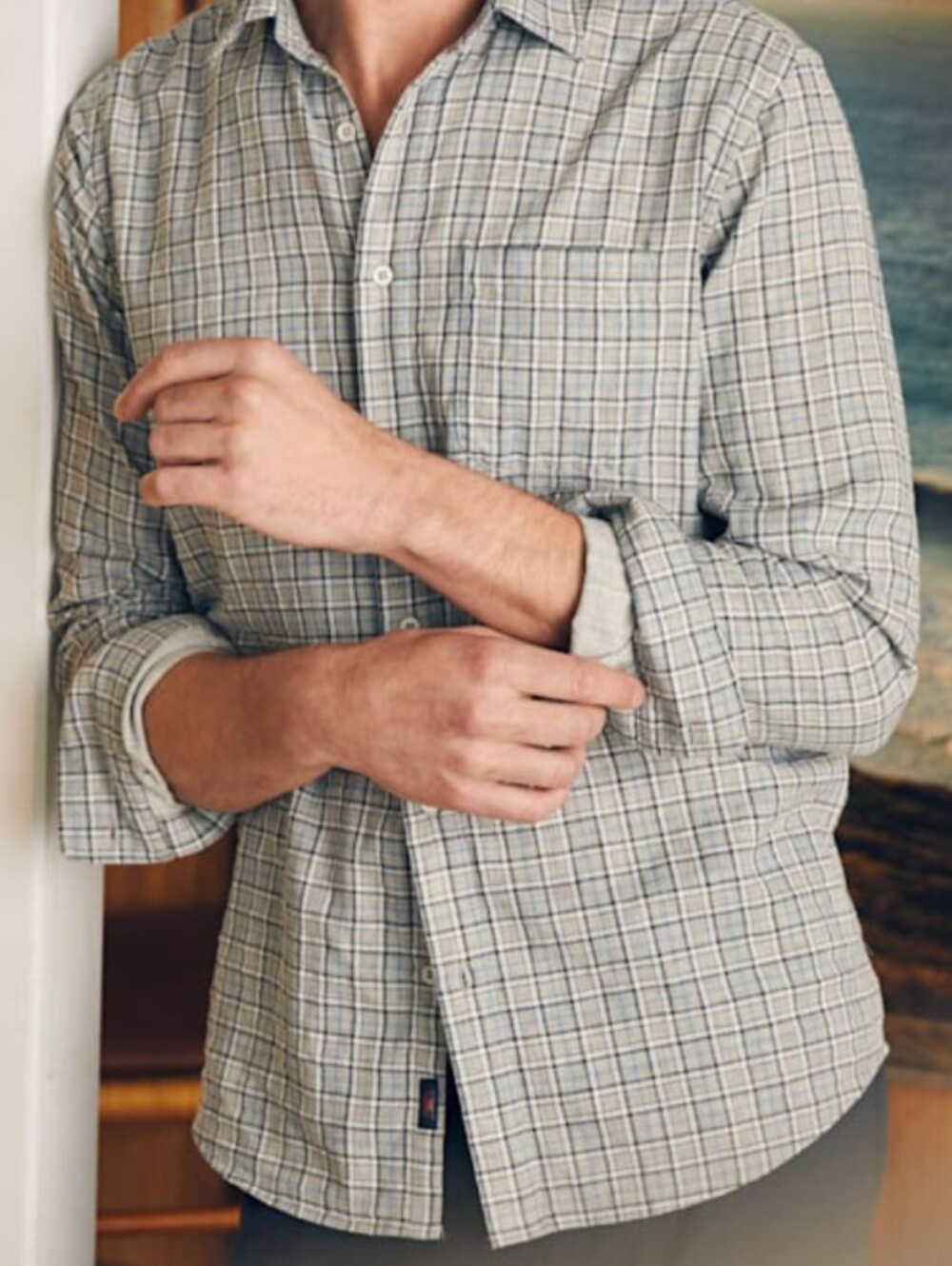 Faherty Sunwashed Chambray Shirt Silver Falls Plaid Size Medium New with Tags!